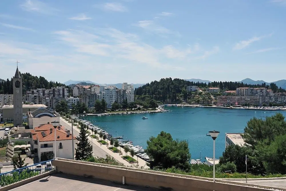 Destynacja promowa: Ploče
