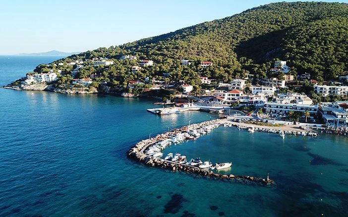 Agistri – port i kierunek promowy