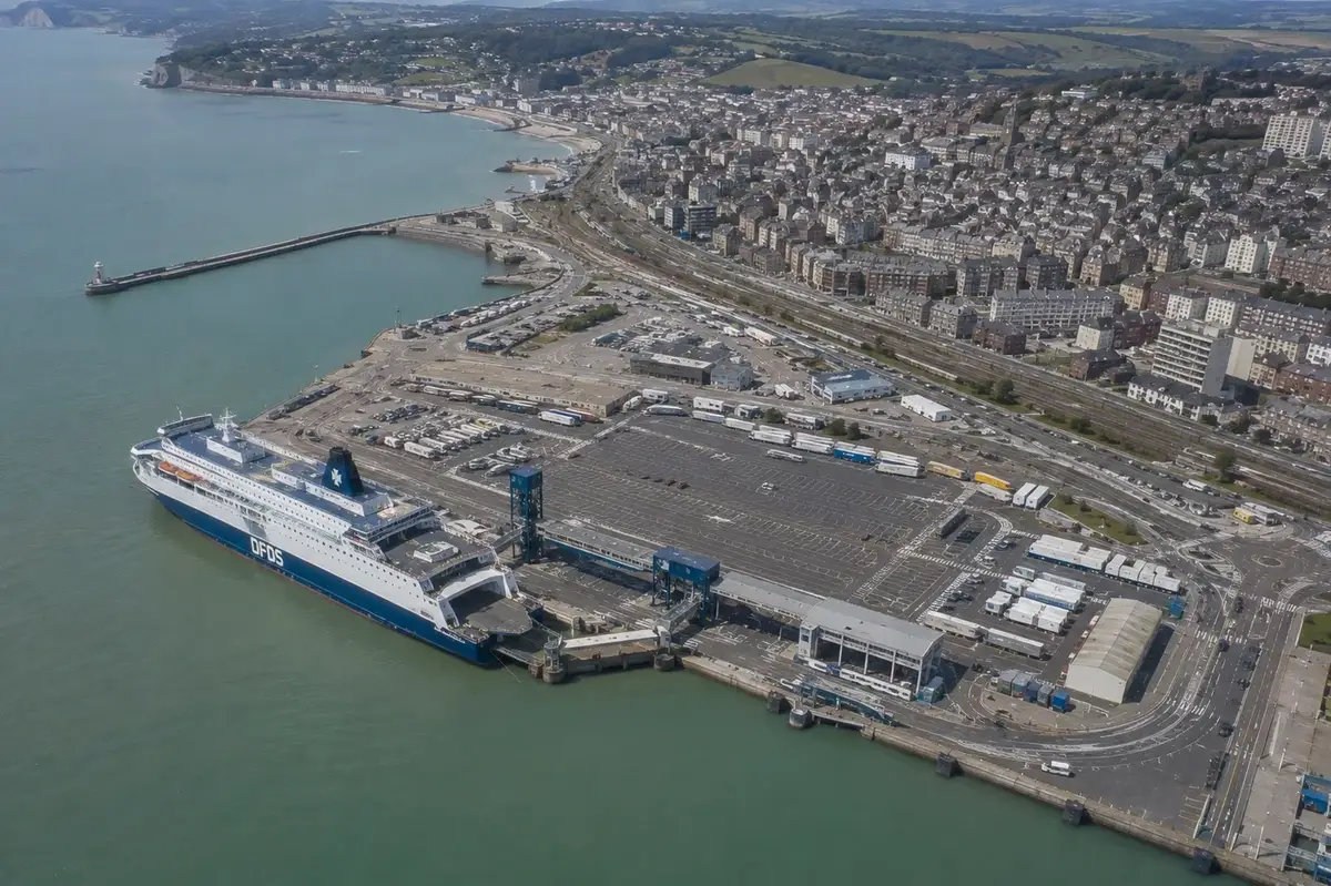 Prom pasażerski i podróż morska: Newhaven – Dieppe