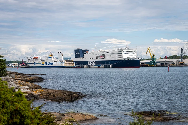 Prom pasażerski i podróż morska: Karlshamn – Klaipėda