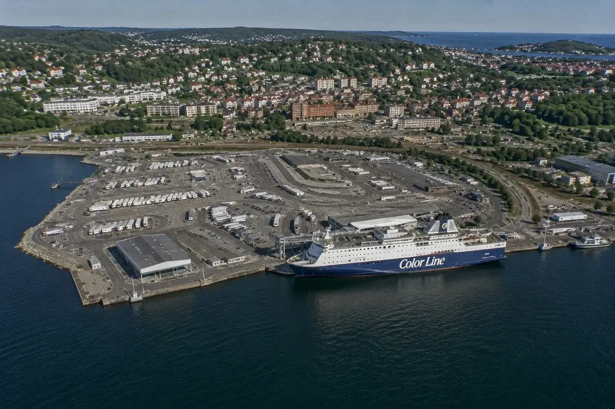 Prom pasażerski i podróż morska: Hirtshals – Larvik