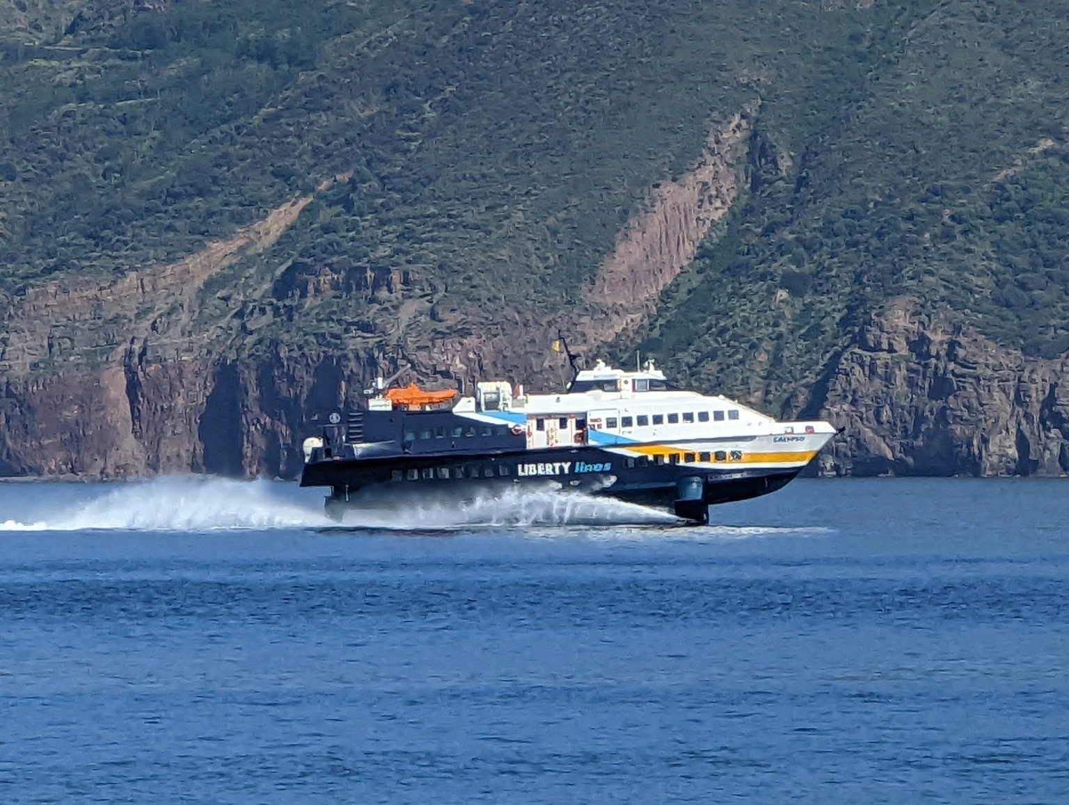 Levanzo – port i kierunek promowy