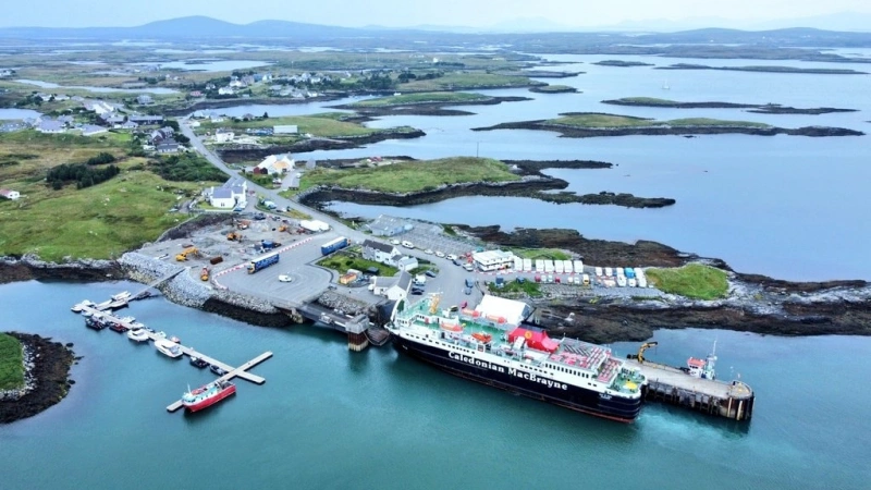 Prom pasażerski i podróż morska: Uig – Lochmaddy