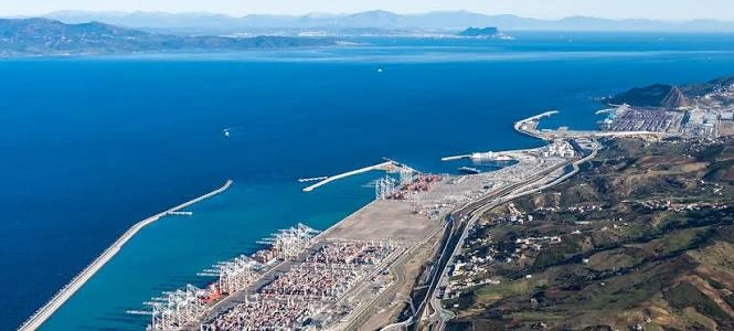 Prom pasażerski i podróż morska: Almería – Nador