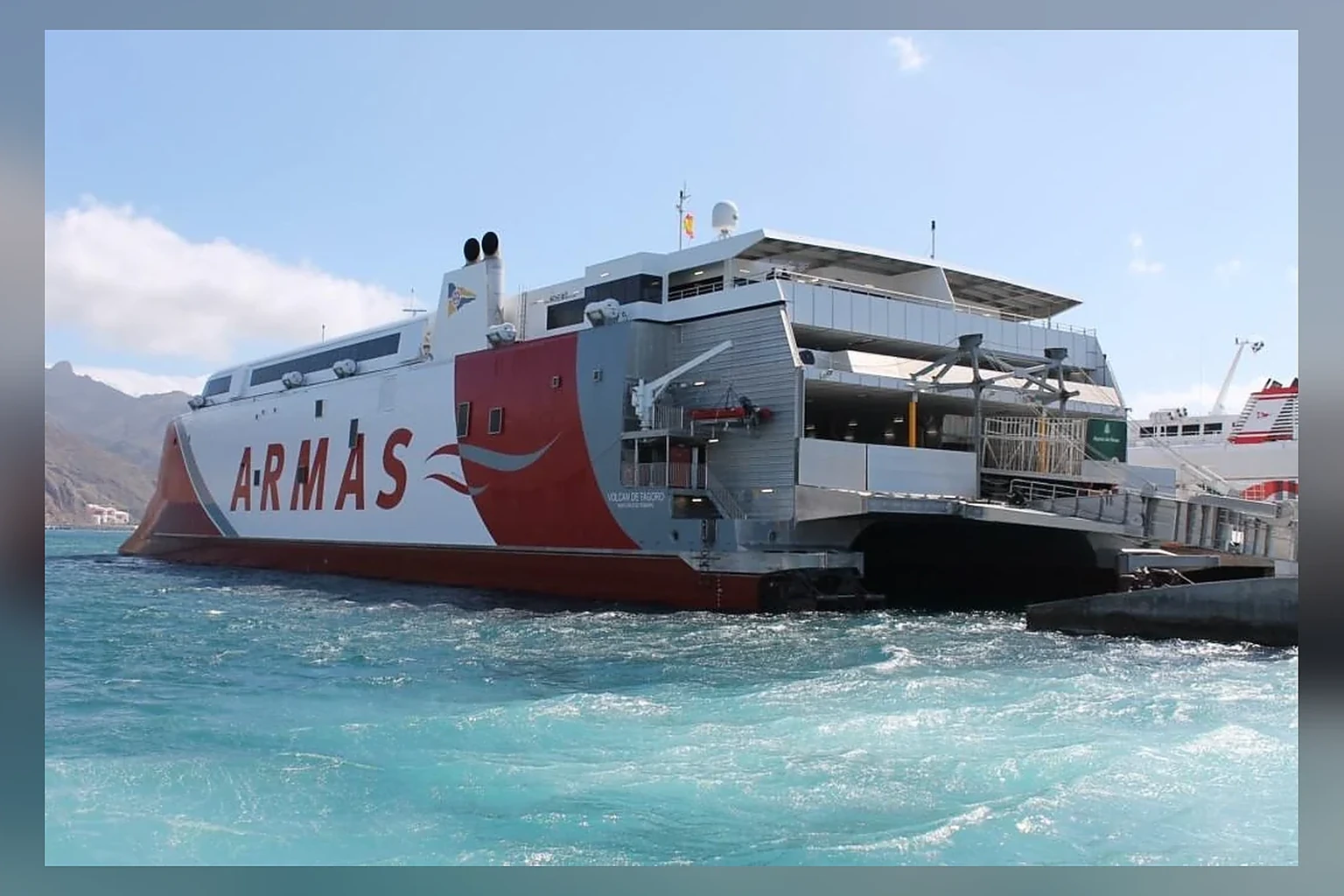 Prom operatora Armas Trasmediterránea