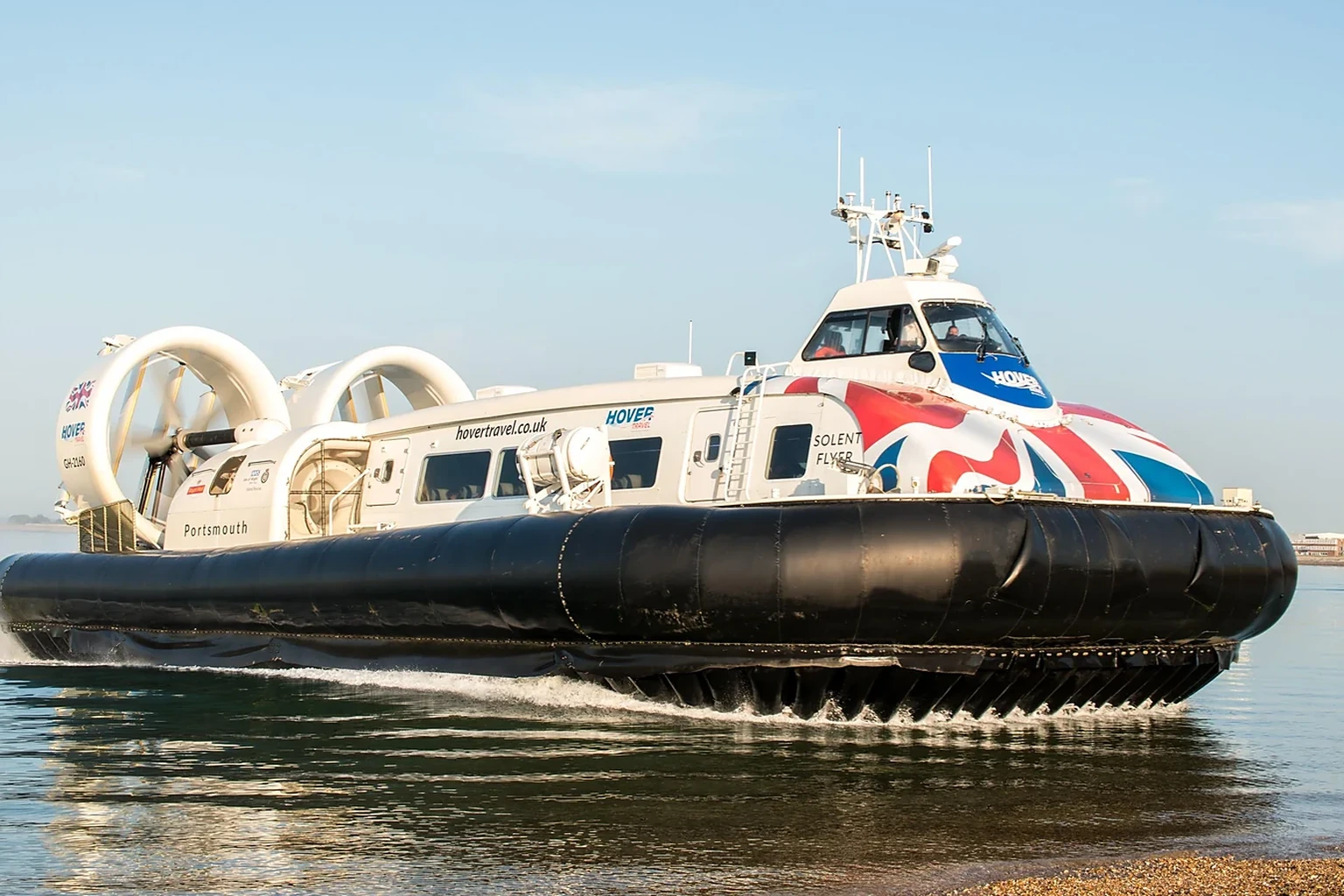 Prom operatora Hovertravel