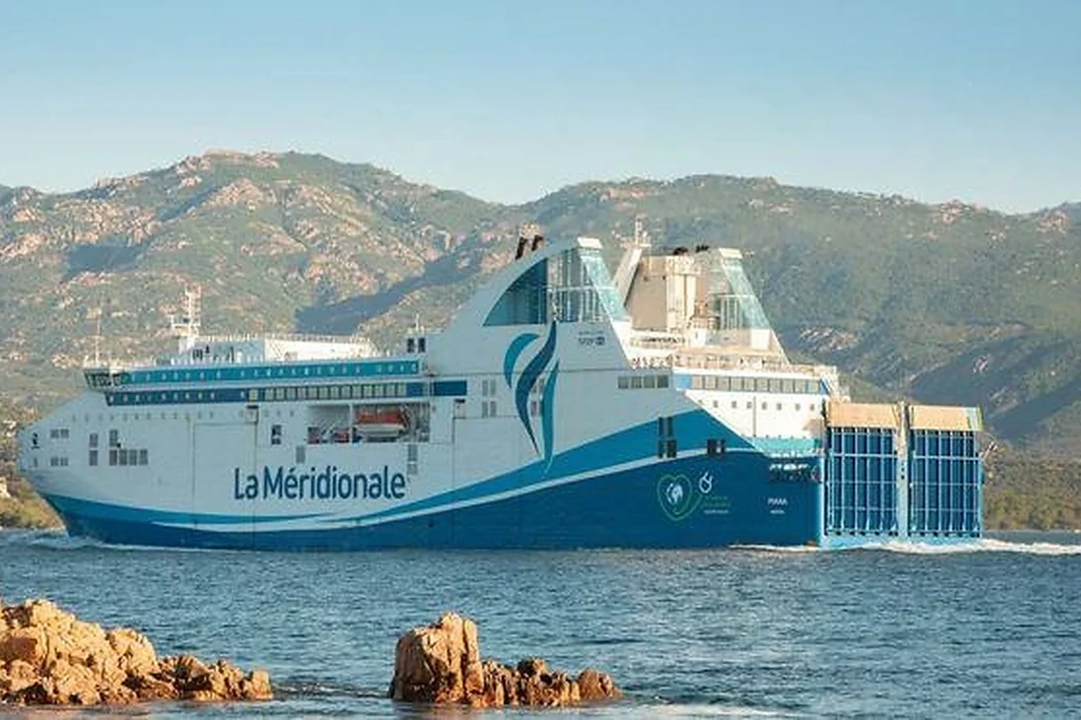 prom Piana operatora La Méridionale w Ajaccio